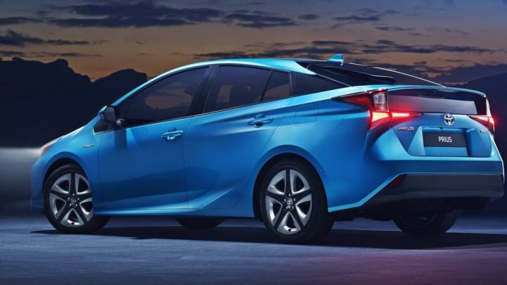 Los problemas de estancamiento del Toyota Prius continúan, resaltados por la demanda de un concesionario